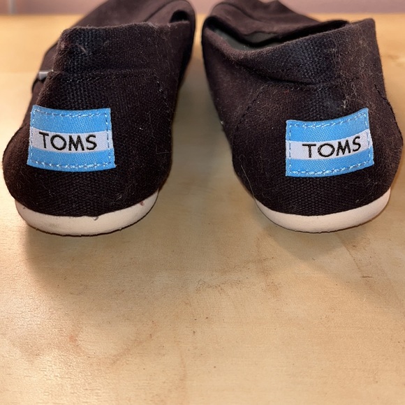 TOMS Women’s Alpargata Heritage Canvas in Black. Size 6. - Picture 4 of 5